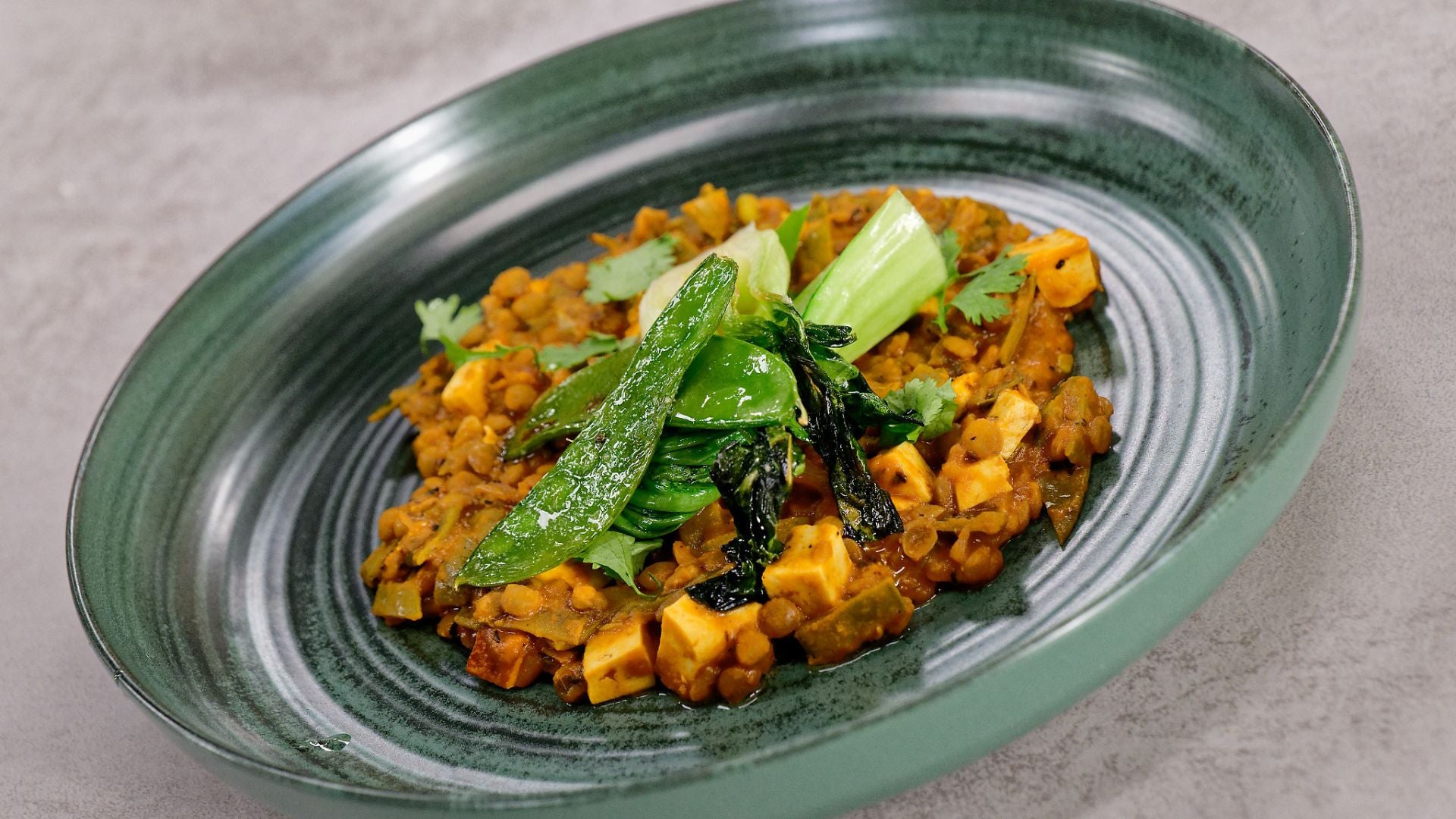 Linsendal mit Pak Choi – Dominik Süss Linsendal mit Pak Choi – Dominik Süss