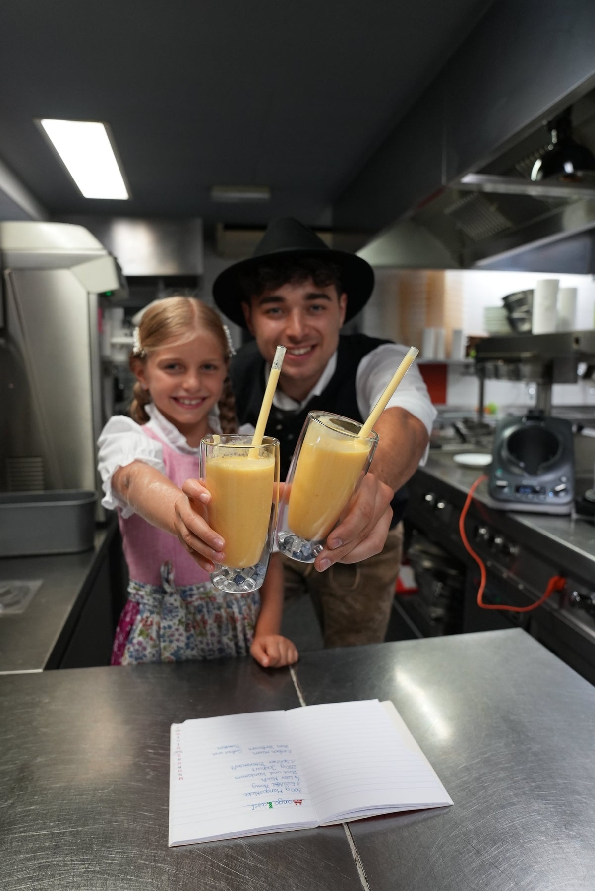 Resis Mango-Lassi