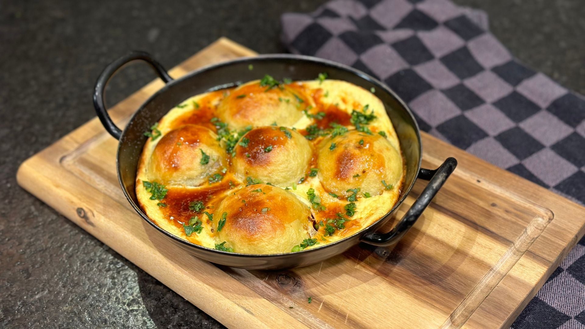 Speckknödel mit Kartoffelteig und Royal - Dominik Süss Speckknödel mit Kartoffelteig und Royal - Dominik Süss