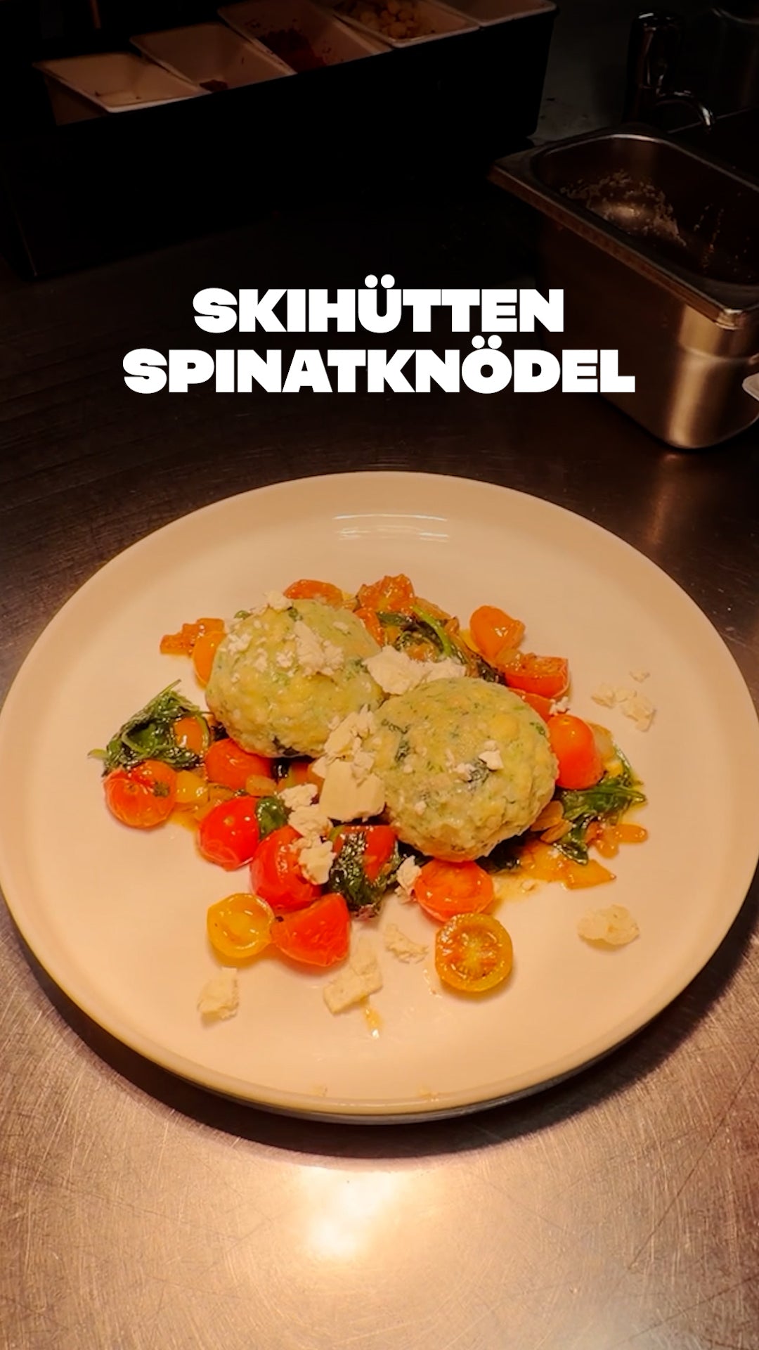 Spinatknödel mit Schafkäse